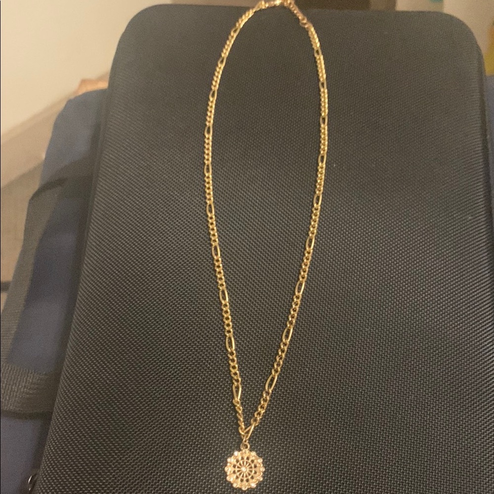 Source Unknown Gold Toned Necklace Collection